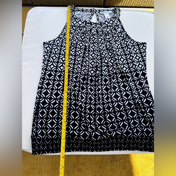 White House Black Market Halter Neck top - Size Small - Picture 13 of 16